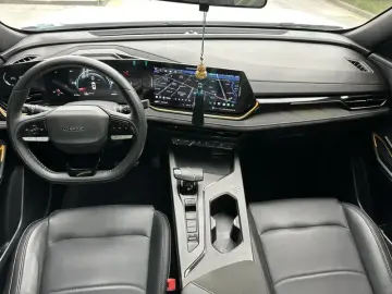2023 Oshan X5 Plus с пробегом 38 000 км