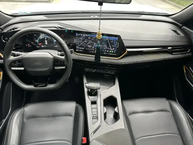 2023 Oshan X5 Plus с пробегом 38 000 км
