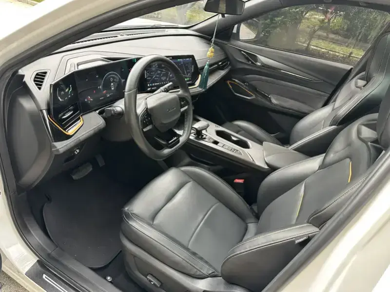 2023 Oshan X5 Plus с пробегом 38 000 км