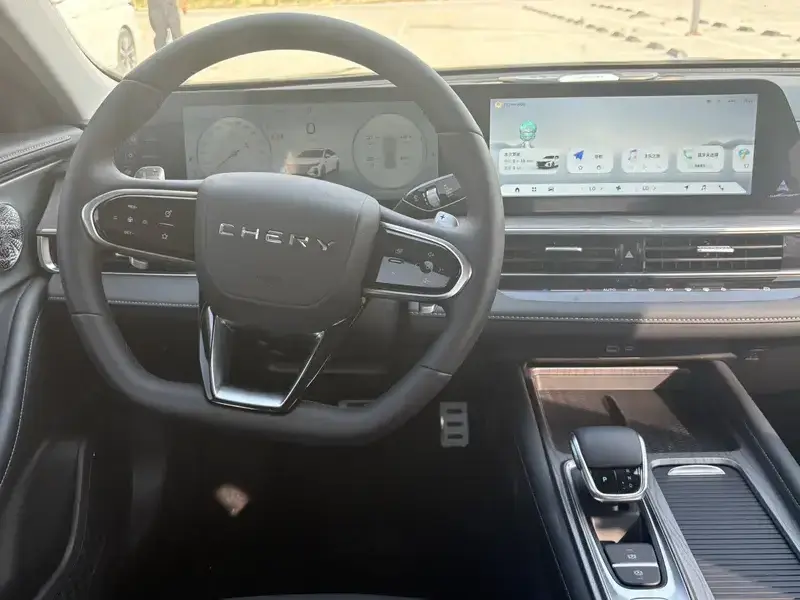 2025 Chery Arrizo 8 с пробегом 2 500 км