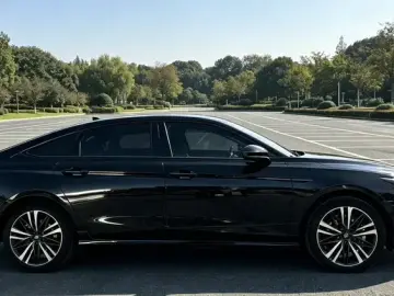 2025 Chery Arrizo 8 с пробегом 28 100 км