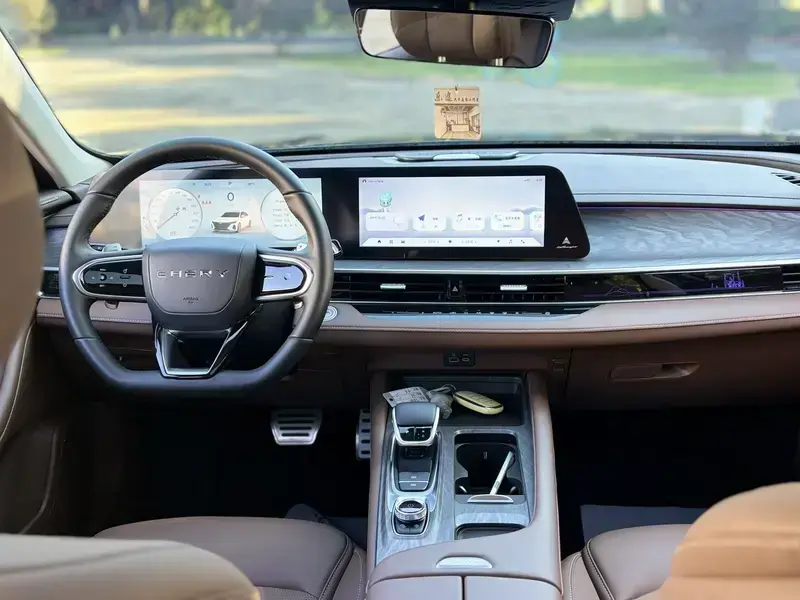 2023 Chery Arrizo 8 с пробегом 12 100 км