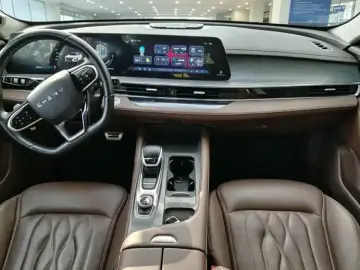 2023 Chery Arrizo 8 с пробегом 28 000 км