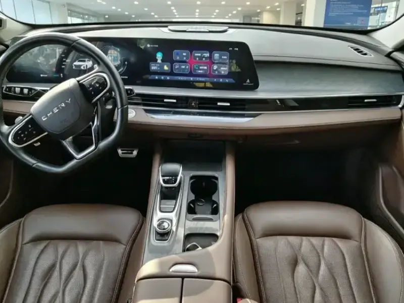 2023 Chery Arrizo 8 с пробегом 28 000 км