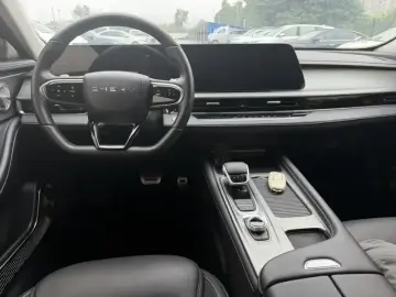 2024 Chery Arrizo 8 с пробегом 7 000 км