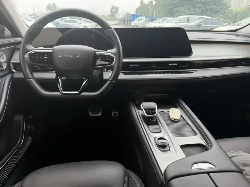 2024 Chery Arrizo 8 с пробегом 7 000 км