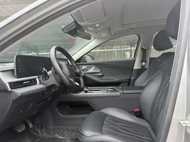 2024 Chery Arrizo 8 с пробегом 7 000 км