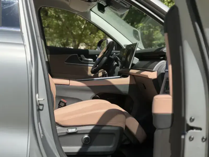 2024 Chery Tiggo 8L с пробегом 3 500 км