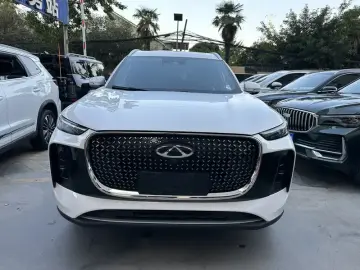 2025 Chery Tiggo 8 Plus с пробегом 9 000 км