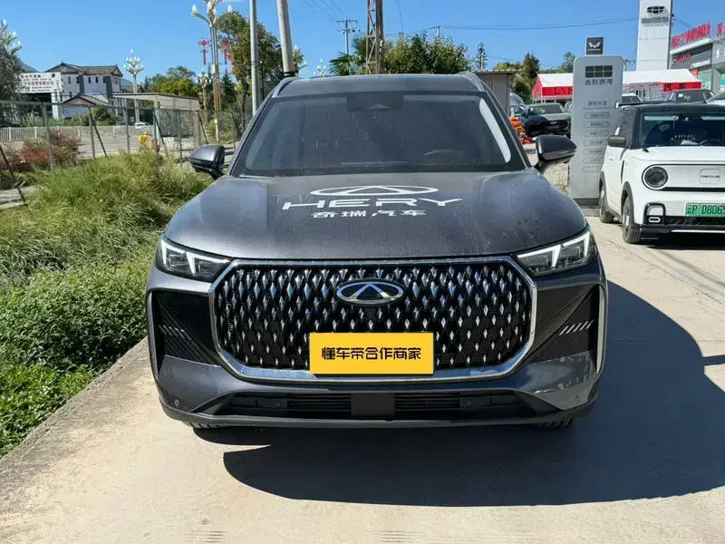 2026 Chery Tiggo 8 с пробегом 3 000 км