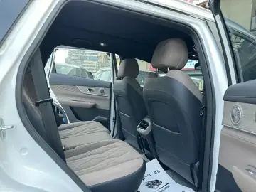 2025 Chery Tiggo 8 Plus с пробегом 9 000 км