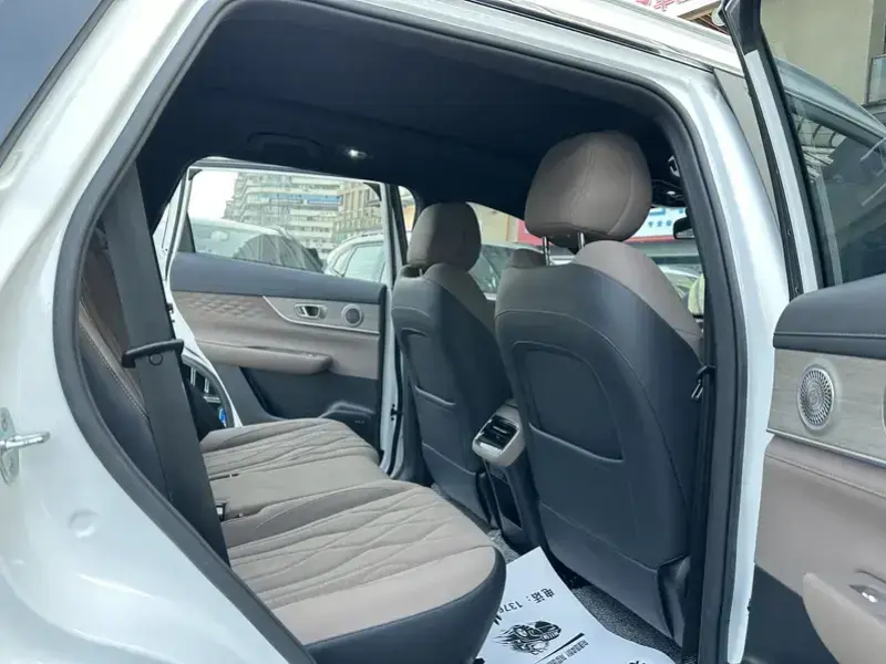 2025 Chery Tiggo 8 Plus с пробегом 9 000 км