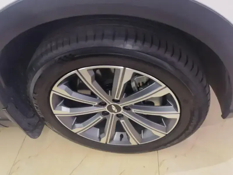 2025 Chery Fulwin T9 с пробегом 5 000 км