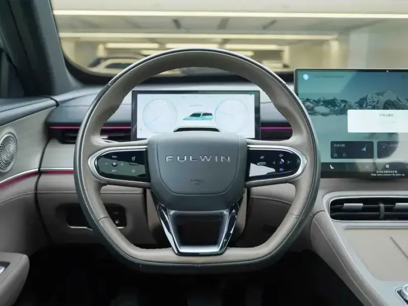 2025 Chery Fulwin T8 с пробегом 18 000 км