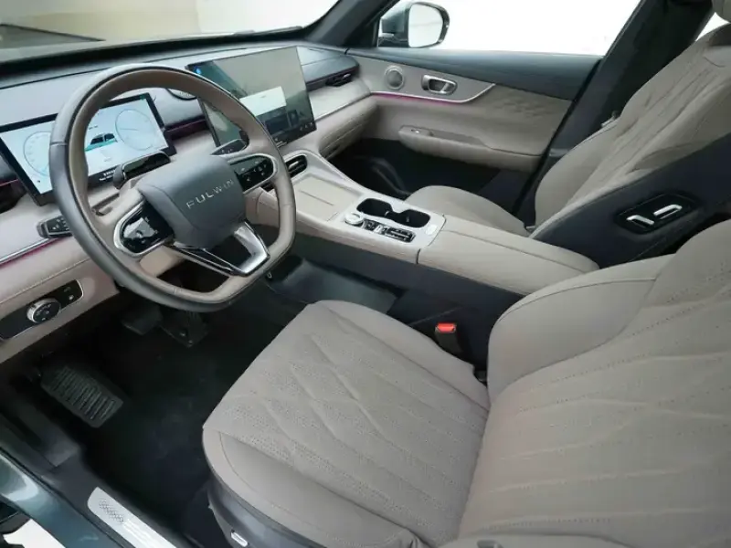 2025 Chery Fulwin T8 с пробегом 18 000 км