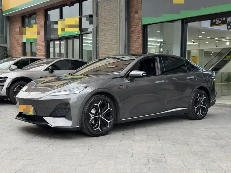 2024 Changan Deepal SL03 с пробегом 22 800 км