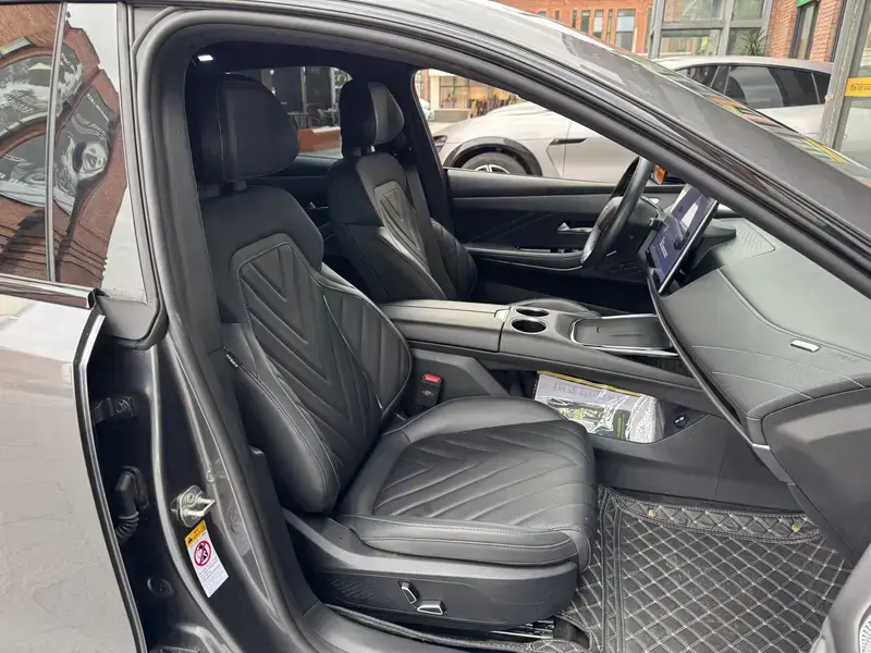 2024 Changan Deepal SL03 с пробегом 22 800 км