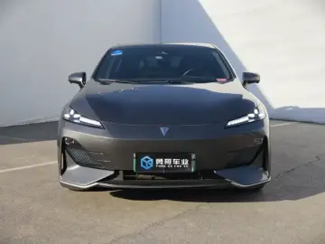 2024 Changan Deepal SL03 с пробегом 70 000 км