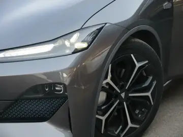 2024 Changan Deepal SL03 с пробегом 70 000 км
