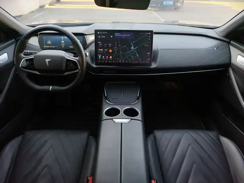 2024 Changan Deepal SL03 с пробегом 70 000 км