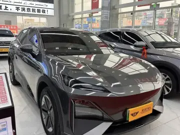 2023 Changan Deepal S07 с пробегом 11 000 км