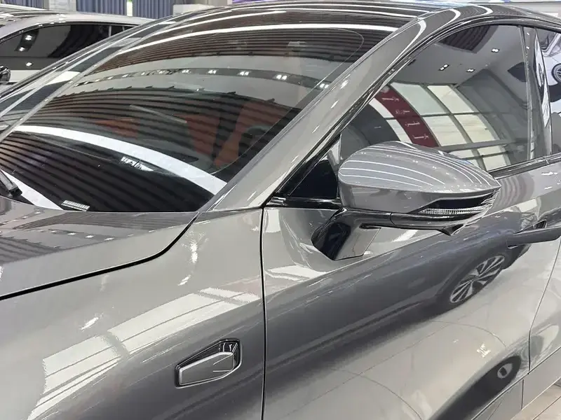 2023 Changan Deepal S07 с пробегом 11 000 км