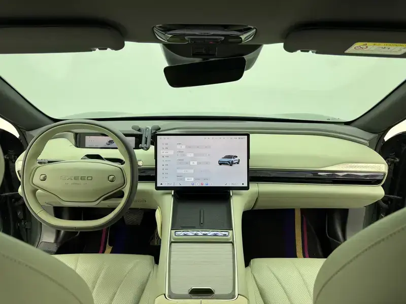 2024 Exeed Exlantix ES с пробегом 46 500 км