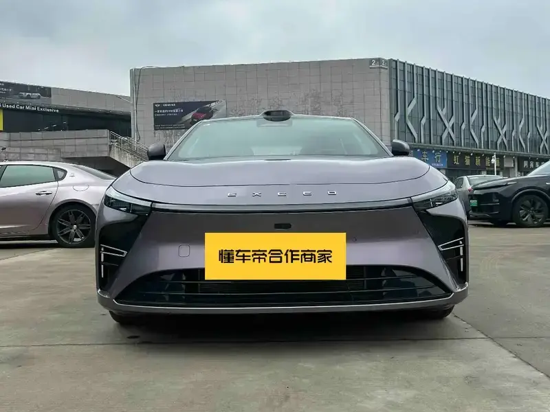2025 Exeed Exlantix ES с пробегом 21 000 км