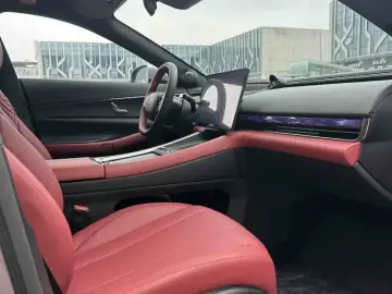 2025 Exeed Exlantix ES с пробегом 21 000 км