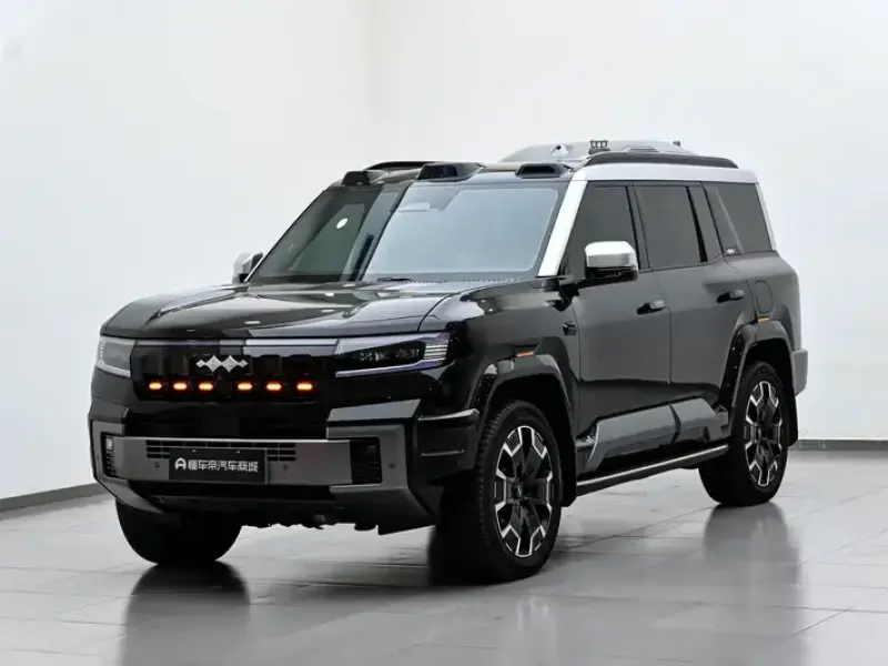 2025 BYD FangChengBao Leopard 8 с пробегом 16 900 км