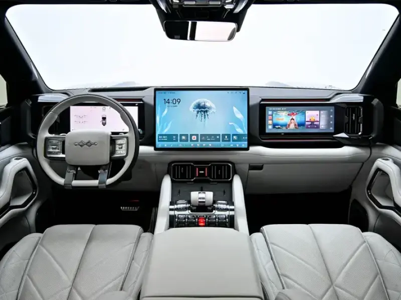 2025 BYD FangChengBao Leopard 8 с пробегом 16 900 км