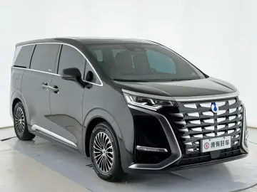 2022 Denza D9 с пробегом 41 000 км