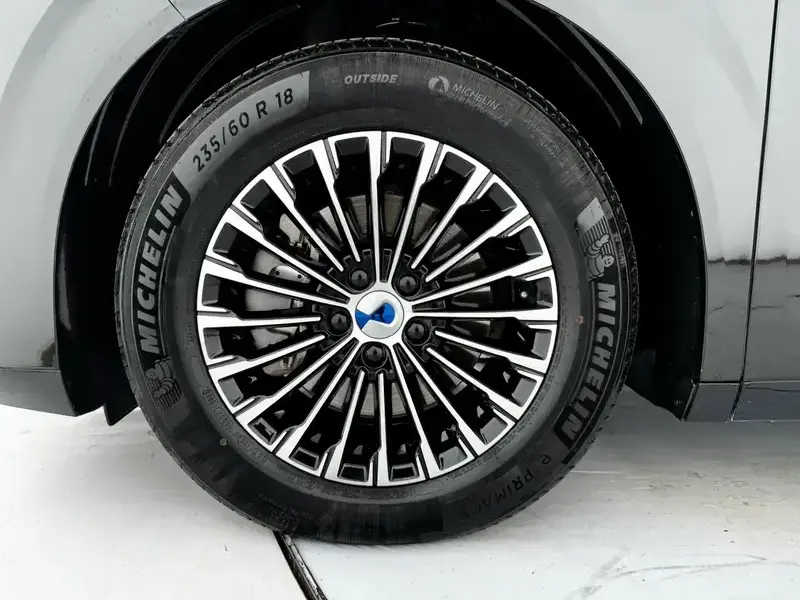 2022 Denza D9 с пробегом 41 000 км