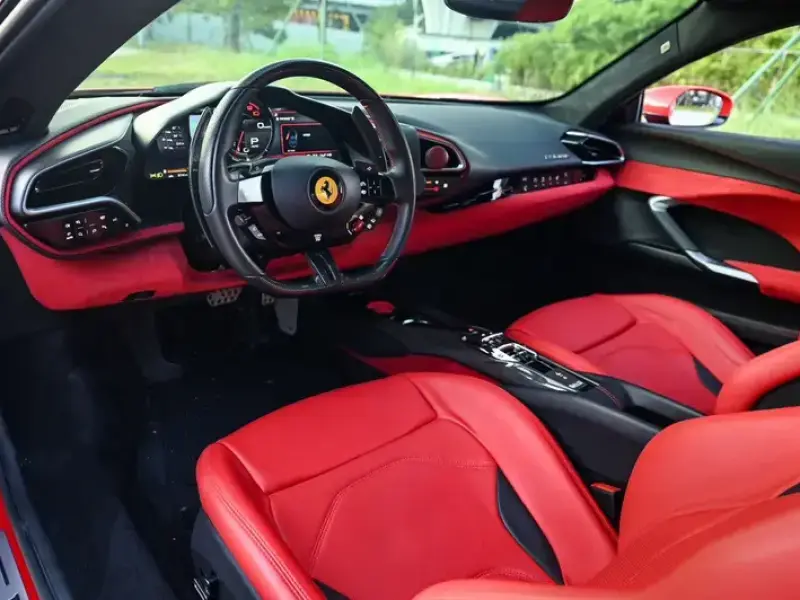 2021 Ferrari 296 с пробегом 5 700 км