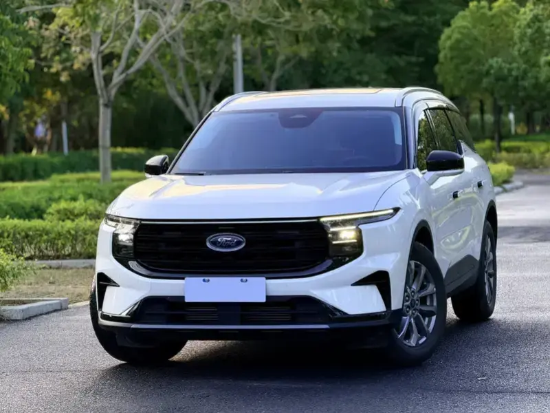 2023 Ford Edge с пробегом 50 000 км