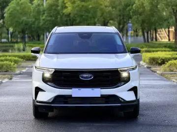 2023 Ford Edge с пробегом 50 000 км