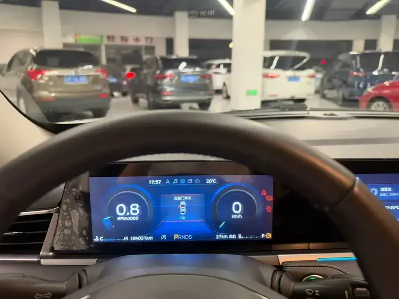 2021 Ford Escort с пробегом 104 000 км