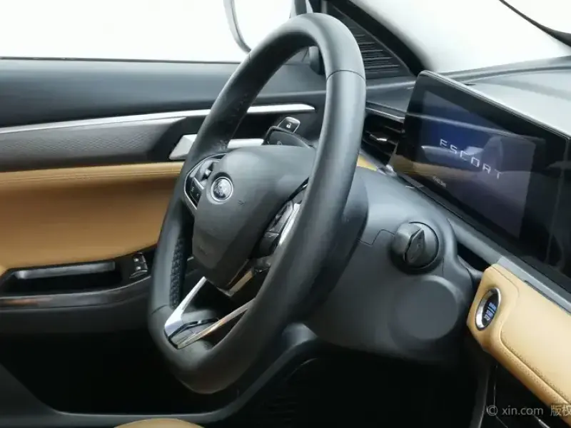 2021 Ford Escort с пробегом 47 500 км