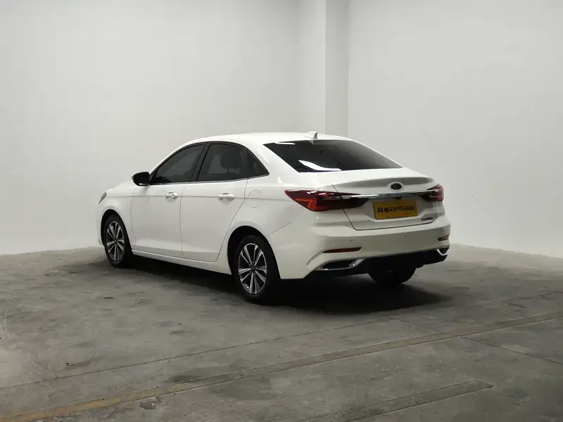 2021 Ford Escort с пробегом 68 800 км