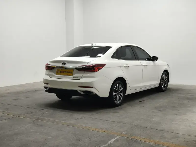 2021 Ford Escort с пробегом 68 800 км