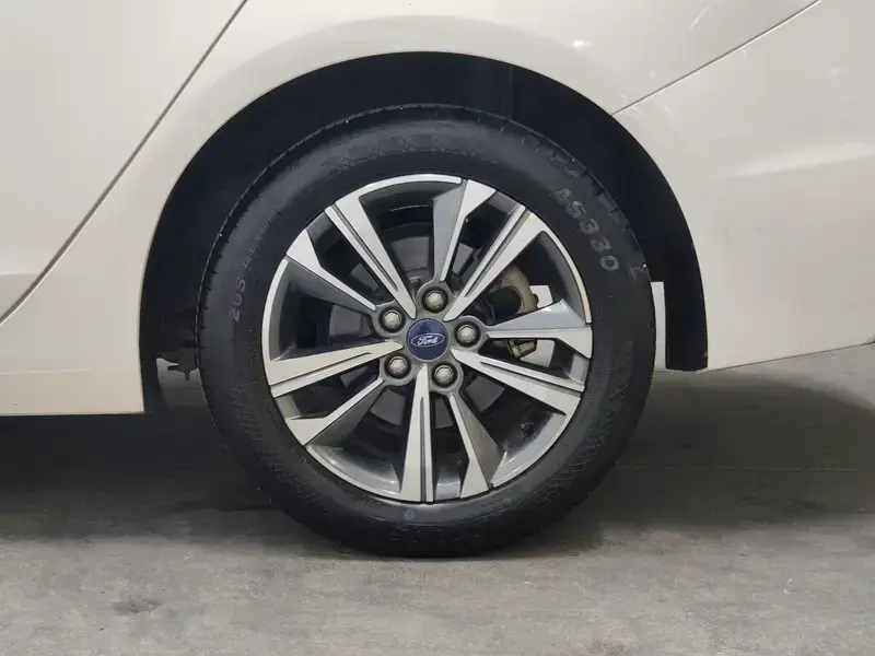 2021 Ford Escort с пробегом 68 800 км