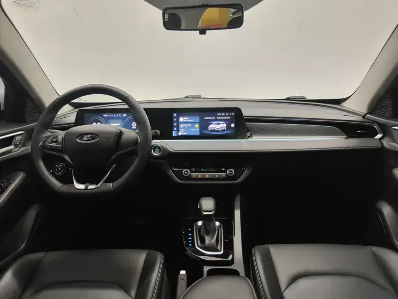 2021 Ford Escort с пробегом 68 800 км