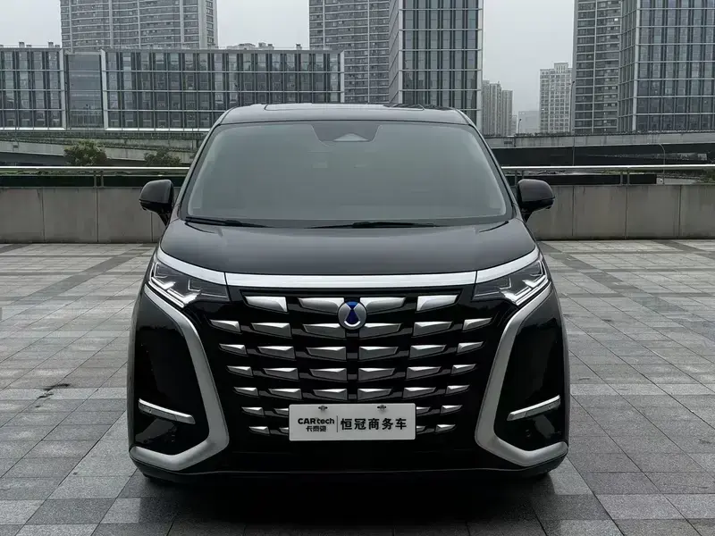 2024 Denza D9 с пробегом 48 000 км