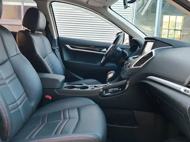 2016 Dongfeng AX7 с пробегом 130 000 км