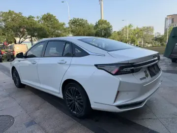 2021 Dongfeng Aeolus Yixuan Max с пробегом 77 000 км