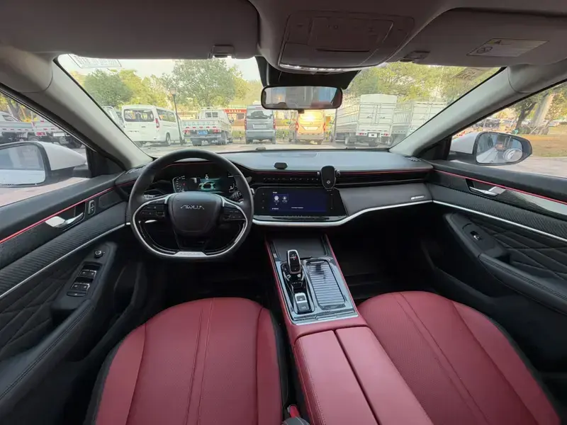 2021 Dongfeng Aeolus Yixuan Max с пробегом 77 000 км