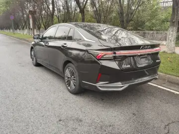 2021 Dongfeng Aeolus Yixuan Max с пробегом 42 800 км