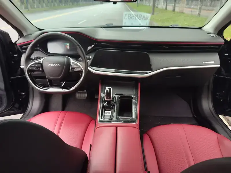 2021 Dongfeng Aeolus Yixuan Max с пробегом 42 800 км