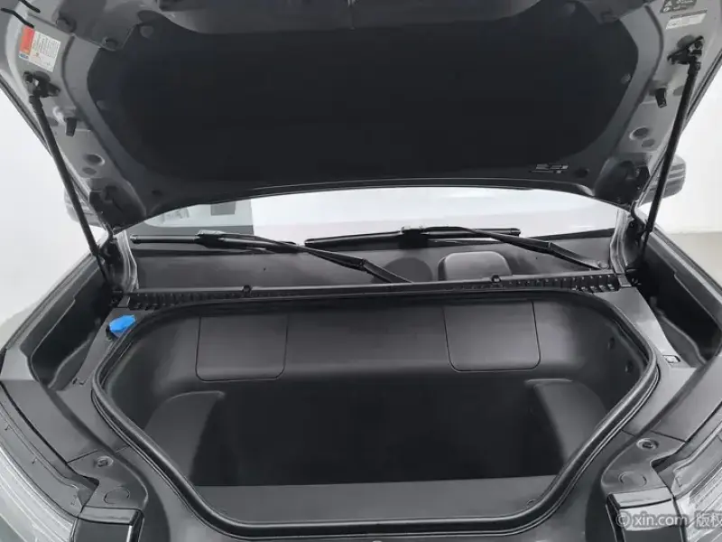 2025 BYD FangChengBao Titanium 3 с пробегом 30 100 км