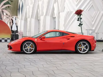 2015 Ferrari 488 с пробегом 24 300 км